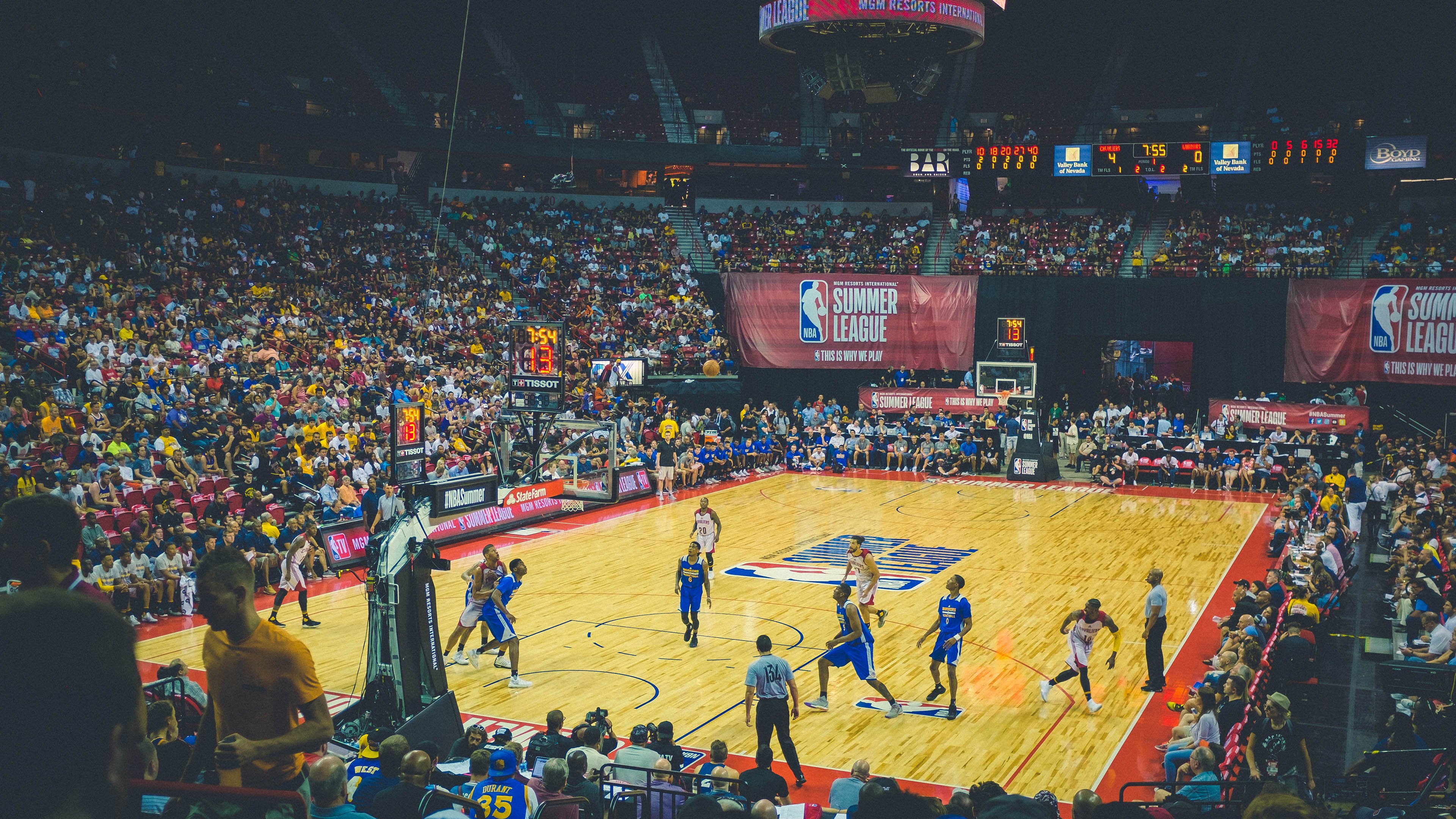 九游官网下载电脑版-男子短自项目势头强劲，男子短寸