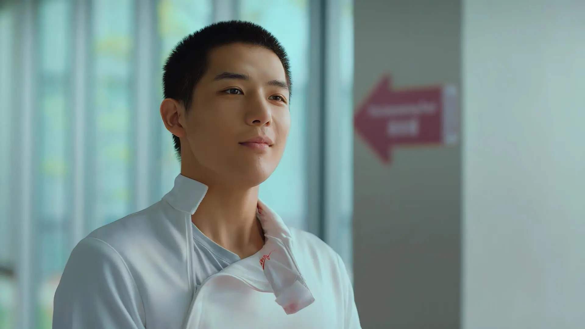 里昂高空球优势成为战术关键,里昂集锦