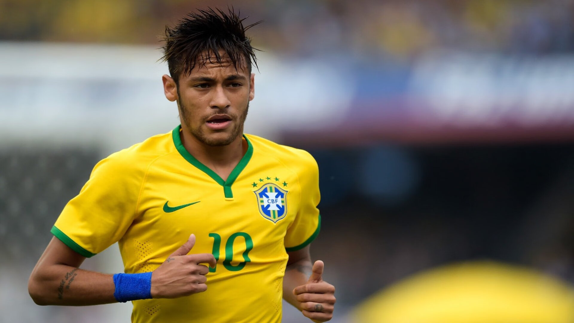 科曼或调整角色，拜仁边路变化可期，拜仁慕尼黑边锋科曼